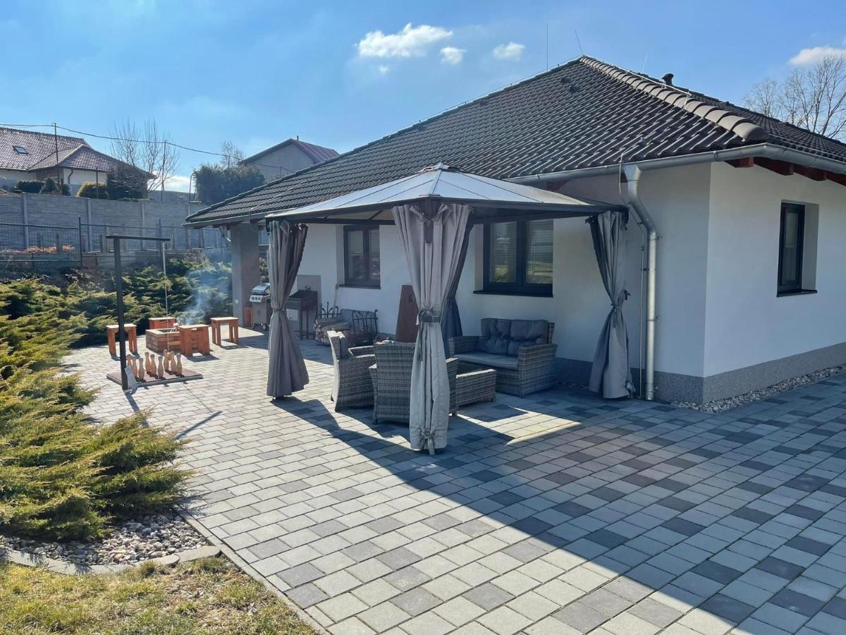 Apartmany A Wellness Vmal Skuteč 외부 사진